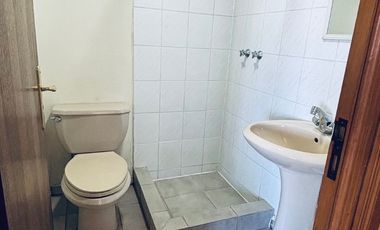 Departamento  central amplio de 90  mts2