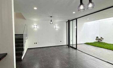 *Casa en Venta en Villas del Ángel altozano