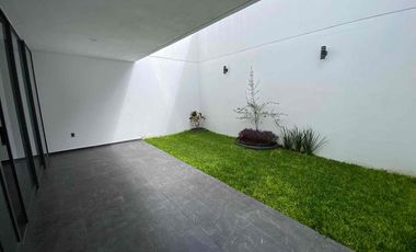 *Casa en Venta en Villas del Ángel altozano