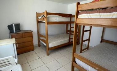 DEPARTAMENTO EN NAPLO CON BALCON , VISTA A LA PLAYA!