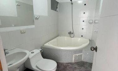 DEPARTAMENTO EN NAPLO CON BALCON , VISTA A LA PLAYA!