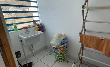 DEPARTAMENTO EN NAPLO CON BALCON , VISTA A LA PLAYA!