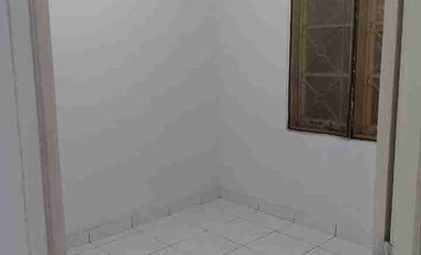 DISEWA RUMAH TAMAN PALEM LESTARU