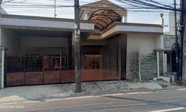 Rumah 2 Lantai, Strategis di Pondok Kelapa, Jakarta Timur