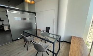 Oficina en venta en Humana Workcenter, Amueblada lista para operar