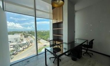 Oficina en venta en Humana Workcenter, Amueblada lista para operar