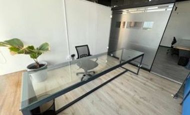 Oficina en venta en Humana Workcenter, Amueblada lista para operar