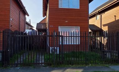 Se vende casa de dos pisos ubicada en el sector de Mahuiza, Valdivia