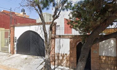 Casa en Venta en Lomas de Valle Dorado, Tlalnepantla.