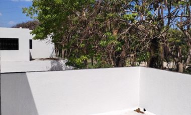Casa en renta en Santa Fe con tres habitaciones, en esquina y junto a parque