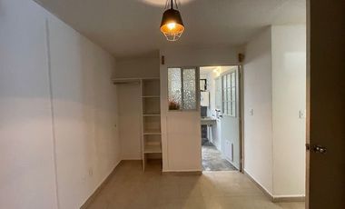 Depa. Venta Real Solare 2 Recamaras, Pb, Trasporte Público y Comercio en la zona