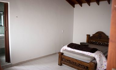 Casa con Pisicina Privada en Venta en  Anapoima