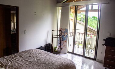 Casa con Pisicina Privada en Venta en  Anapoima