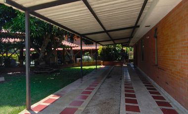 Casa esquinera Hacienda El Castillo Jamundi Valle Colombia