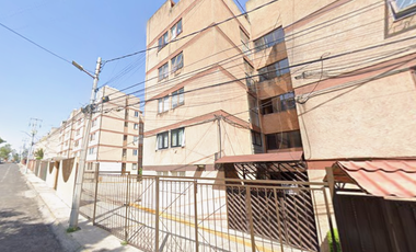 Departamento en Recuperación Bancaria – Paseo del Charro No. 11, Condominio 7, Departamento 2, Quinta Sección, Villas de la Hacienda, Atizapán de Zara