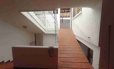 🏢 CABECERA CASA USO COMERCIAL EN ARRIENDO