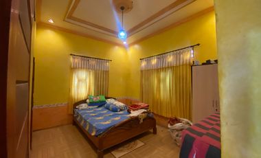 Rumah Villa Mewah 1371 m2 Pinggir Jalan Bojong Purwakarta Dijual Murah