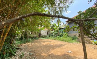 Rumah Villa Mewah 1371 m2 Pinggir Jalan Bojong Purwakarta Dijual Murah