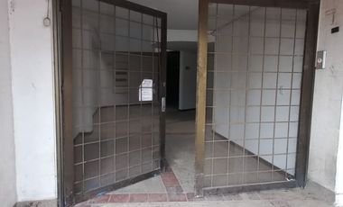 SE VENDE OFICINA SOBRE LA AVENIDA NORTE