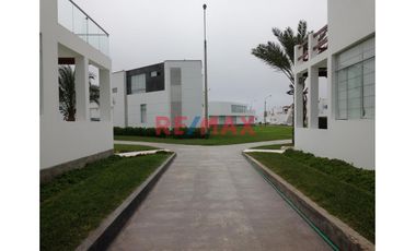 Vendo Casa De Playa Con Piscina Y Diseño Exclusivo En Condominio Moravia 1
