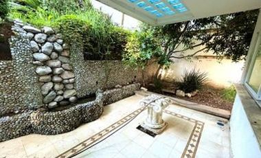 SK26 Puerta de Burgos, Bosque Esmeralda, 52930 Atizapán, Estado de México.