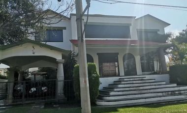 CASA EN VENTA EN LOMAS DE COCOYOC