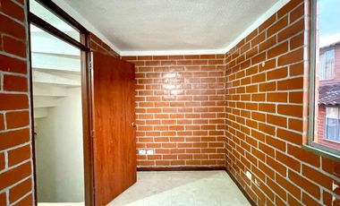 Extraordinaria casa de 3 alcobas en Conjunto Residencial con piscina en la Villa Olímpica. Pereira.