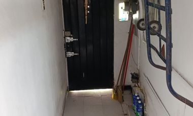 Propiedad Comercial locales y oficinas en Av, Canal de Tezontle