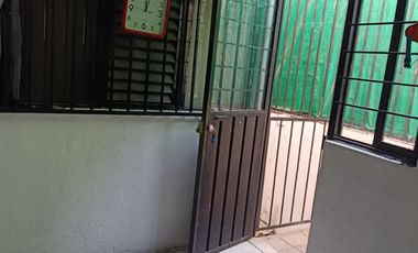 Propiedad Comercial locales y oficinas en Av, Canal de Tezontle