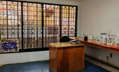 Propiedad Comercial locales y oficinas en Av, Canal de Tezontle