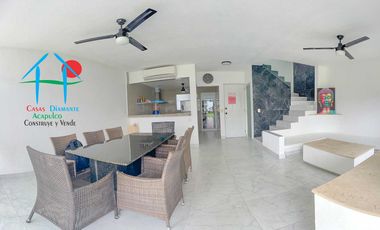 Casa en venta con 3 recámaras y terraza con salida a la alberca