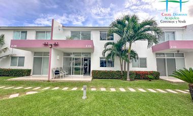 Casa en venta con 3 recámaras y terraza con salida a la alberca