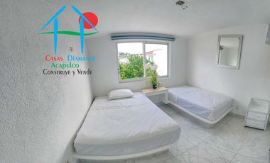 Casa en venta con 3 recámaras y terraza con salida a la alberca