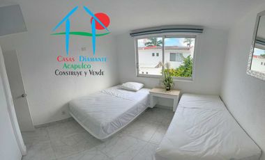 Casa en venta con 3 recámaras y terraza con salida a la alberca