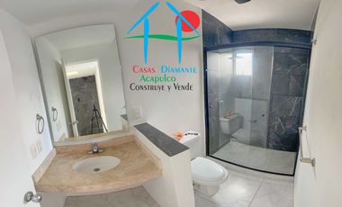 Casa en venta con 3 recámaras y terraza con salida a la alberca