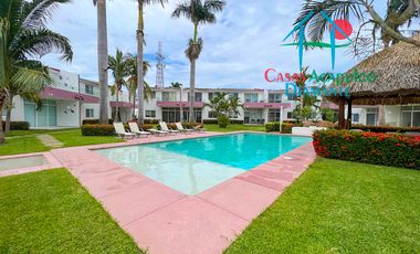 Casa en venta con 3 recámaras y terraza con salida a la alberca