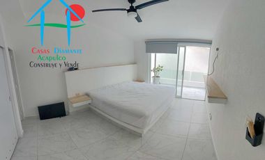 Casa en venta con 3 recámaras y terraza con salida a la alberca