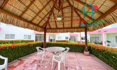 Casa en venta con 3 recámaras y terraza con salida a la alberca