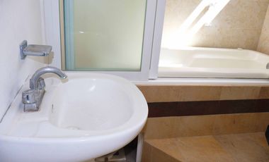 Casa en renta, Fracc. Montecarlo, Prolongación Av. San Miguel 1613.