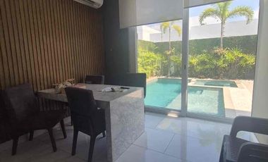 Casa Mocolí samborondon. Renta