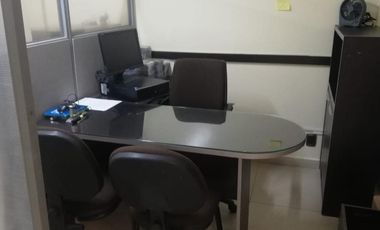 Edificio con oficinas y departamento en venta — 3 niveles + roof, Cuauhtémoc, CDMX