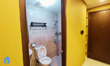 Well Modern Furnished Studio Apartment Transpark Cibubur by Housleep
