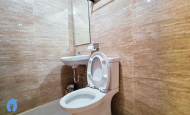 Well Modern Furnished Studio Apartment Transpark Cibubur by Housleep