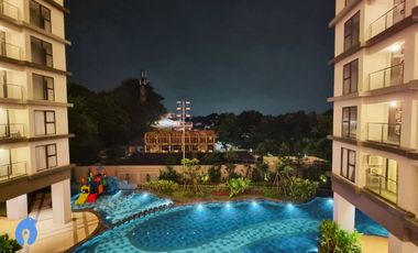 Well Modern Furnished Studio Apartment Transpark Cibubur by Housleep