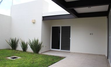 Casa de 1 Planta y  Cluster con Casa Club