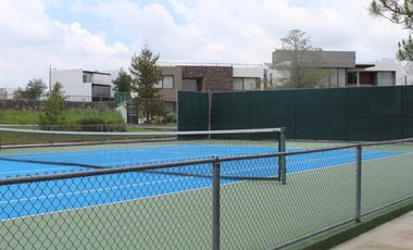 Casa de 1 Planta y  Cluster con Casa Club