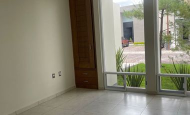 Casa de 1 Planta y  Cluster con Casa Club