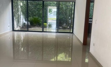 CASA EN RENTA EN LOMAS DE ANGELOPOLIS PUEBLA