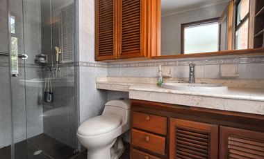 SE ARRIENDA APARTAMENTO EN CABECERA