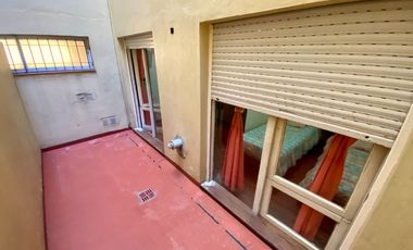 Dpto 1 Amb con 2 Patios en La Perla